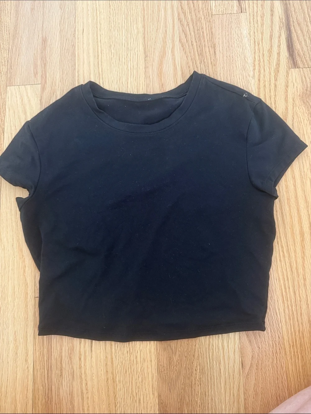ALO Yoga Black  Cropped Alosoft Tee